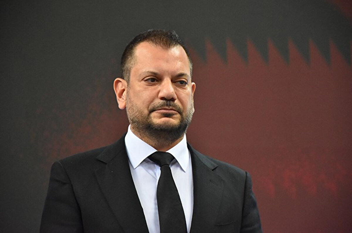 Trabzonspor'un divan kurulu toplantısında kulüp başkanı Ertuğrul Doğan dikkat çeken açıklamalarda bulundu. Yıl sonu için borçsuzluk hedefini açıklayan Doğan'ın ifadeleri şöyle:<br>