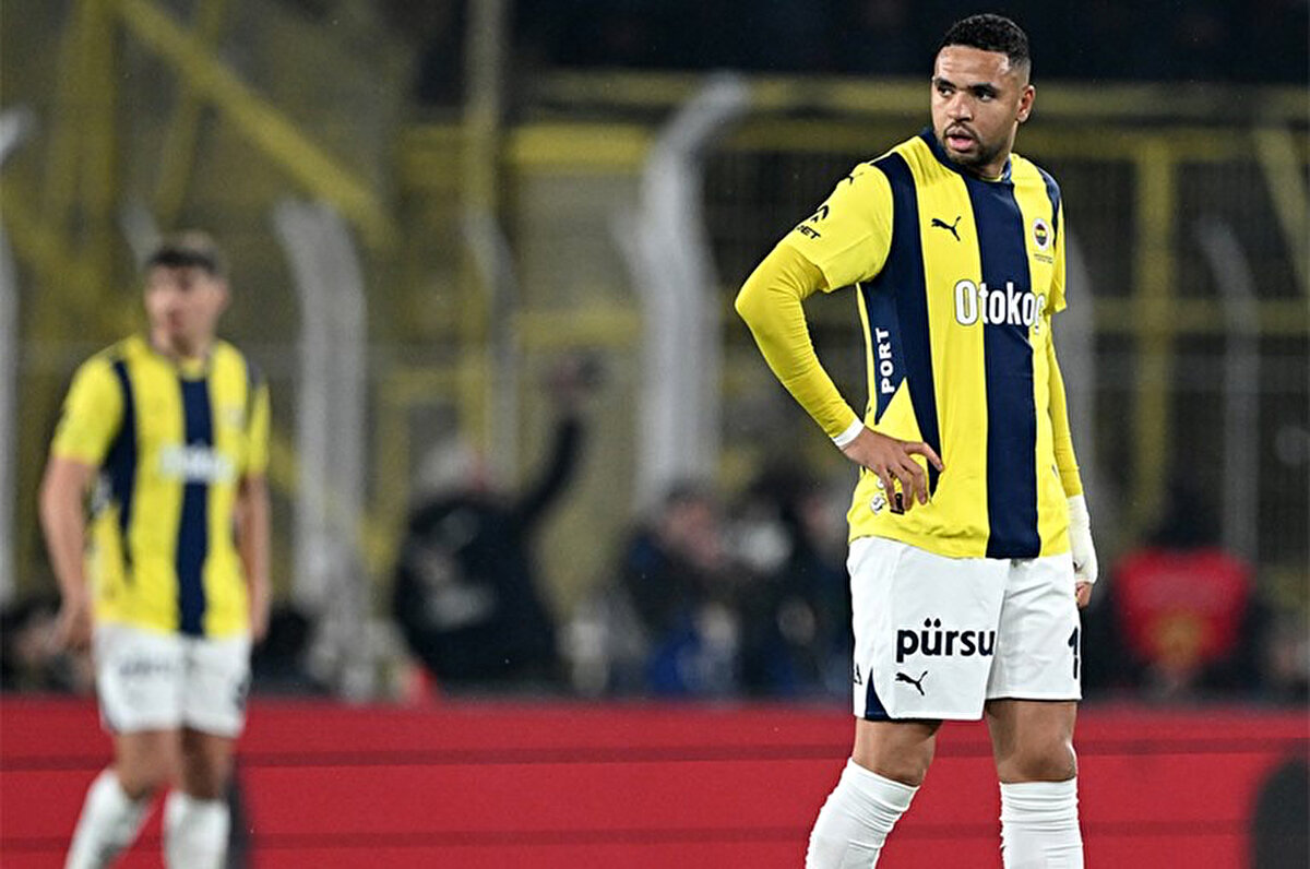 Bu hamlesinde mutlu sona ulaşmasının ardından, En Nesyri’yi iyi bir teklif gelmesi halinde satmayı düşünen yönetim, santrfor için de geniş bir liste oluşturacak, adaylarla tek tek görüşecek.<br>