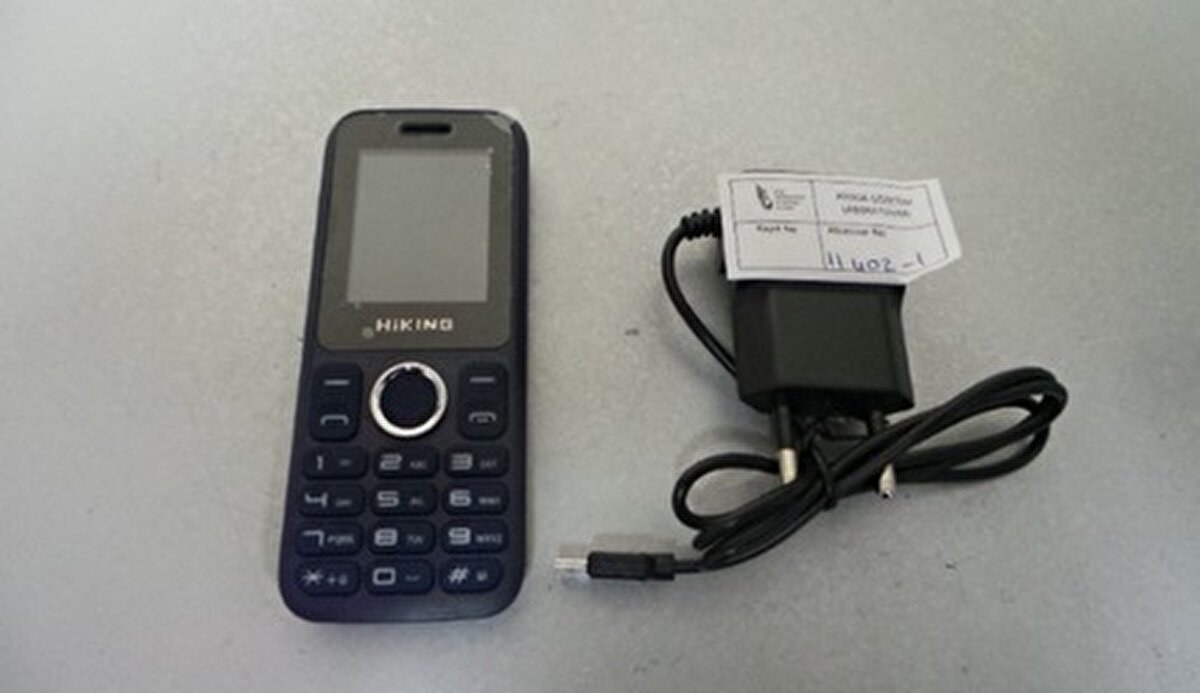 Telsiz Ekipman Yönetmeliği 5. Madde neyi kapsıyor?<br><br>2020’de Resmî Gazete’de yayımlanan yönetmeliğe göre telsiz ekipmanlarında; insan sağlığı, elektromanyetik güvenlik, haberleşme ağlarına zarar vermeme, kişisel veri güvenliği, engelli erişimi ve acil durum hizmetlerine uyumluluk gibi temel gereklilikler aranıyor. Denetime takılan ürünlerin bu koşullardan bir veya daha fazlasını sağlamadığı belirtildi.