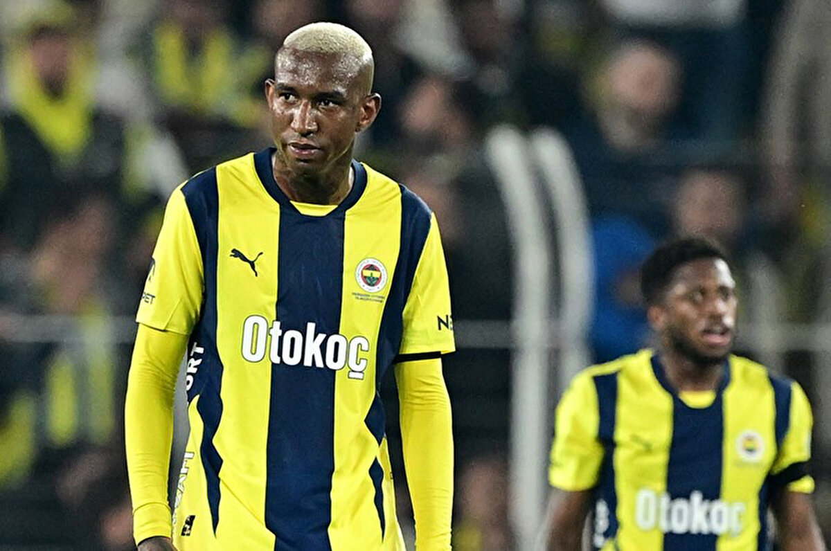 Josef de Souza, Beşiktaş'ta Gedson Fernandes ve Rafa Silva, Fenerbahçe'de ise Anderson Talisca'nın derbide öne çıkacağını iddia etti. Talisca'nın son haftalarda oldukça formda olduğunu dile getiren tecrübeli futbolcu, "Bu maçta da gol bulabilir" yorumunu yaptı.<br>