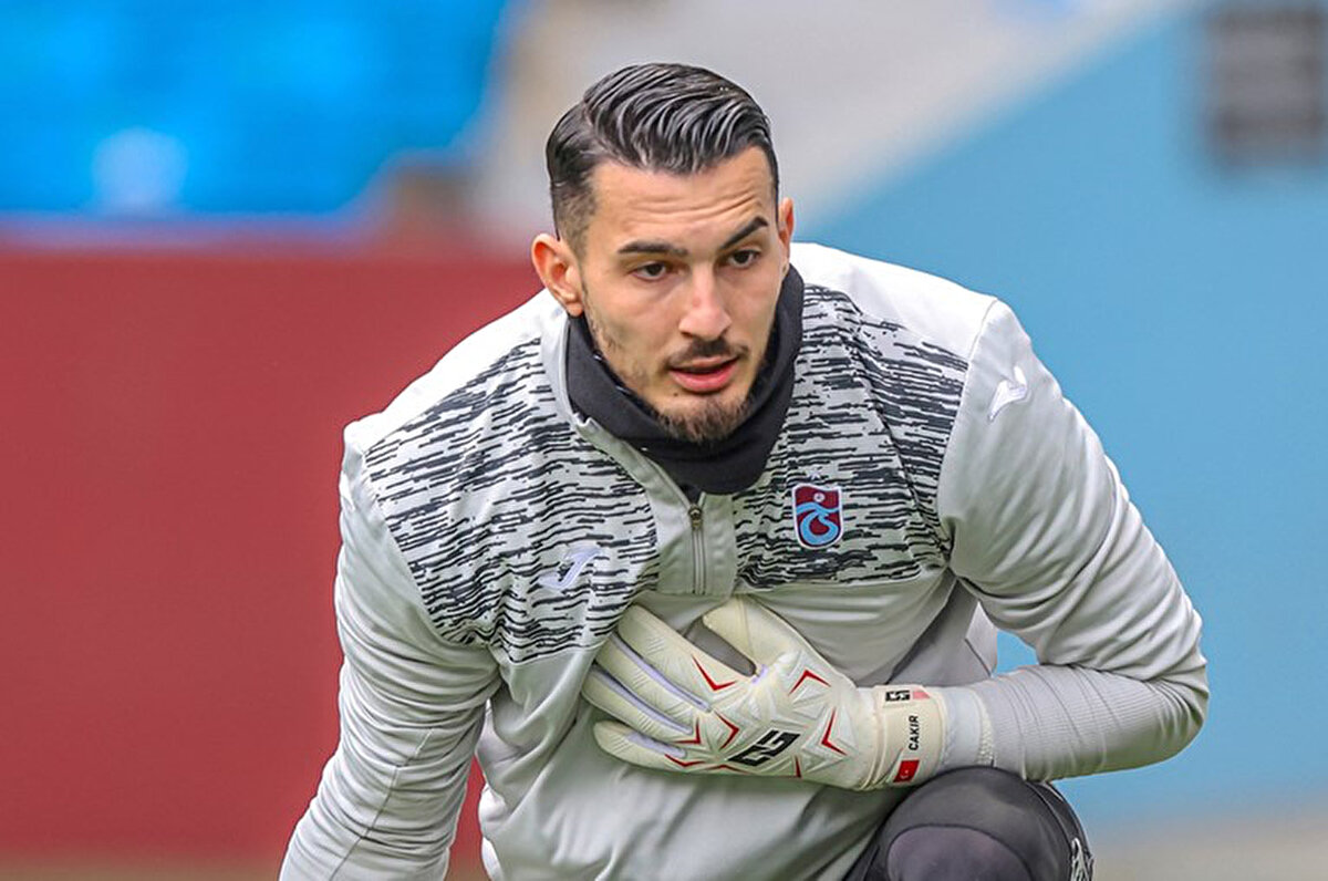 Süper Lig'de yarın Kasımpaşa ile deplasmanda karşılaşacak Trabzonspor, gelecek hafta Galatasaray'ı konuk edecek. Öte yandan bordo-mavililere Uğurcan Çakır ve Stefan Savic'ten kötü haber geldi.<br>