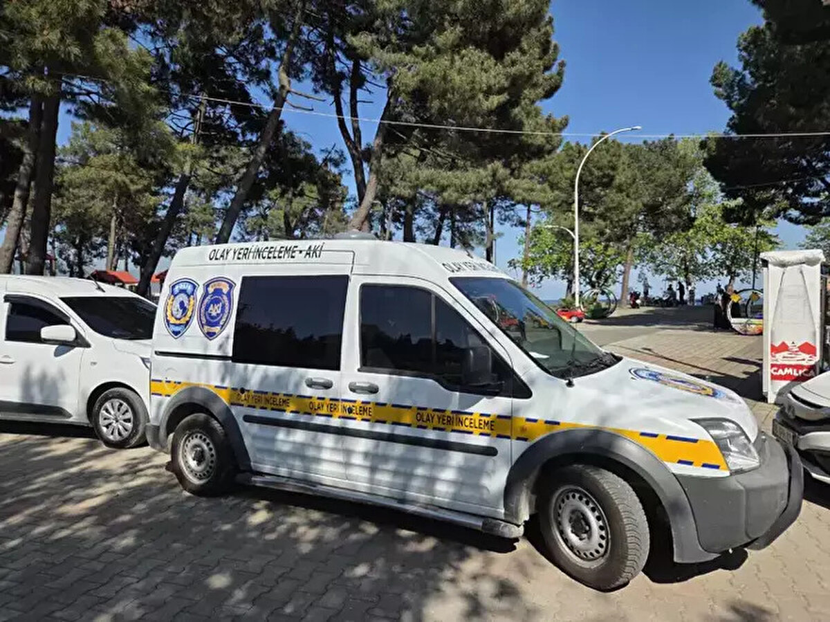 Ailelenin de durumu fark etmesi üzerine polise haber verildi. 