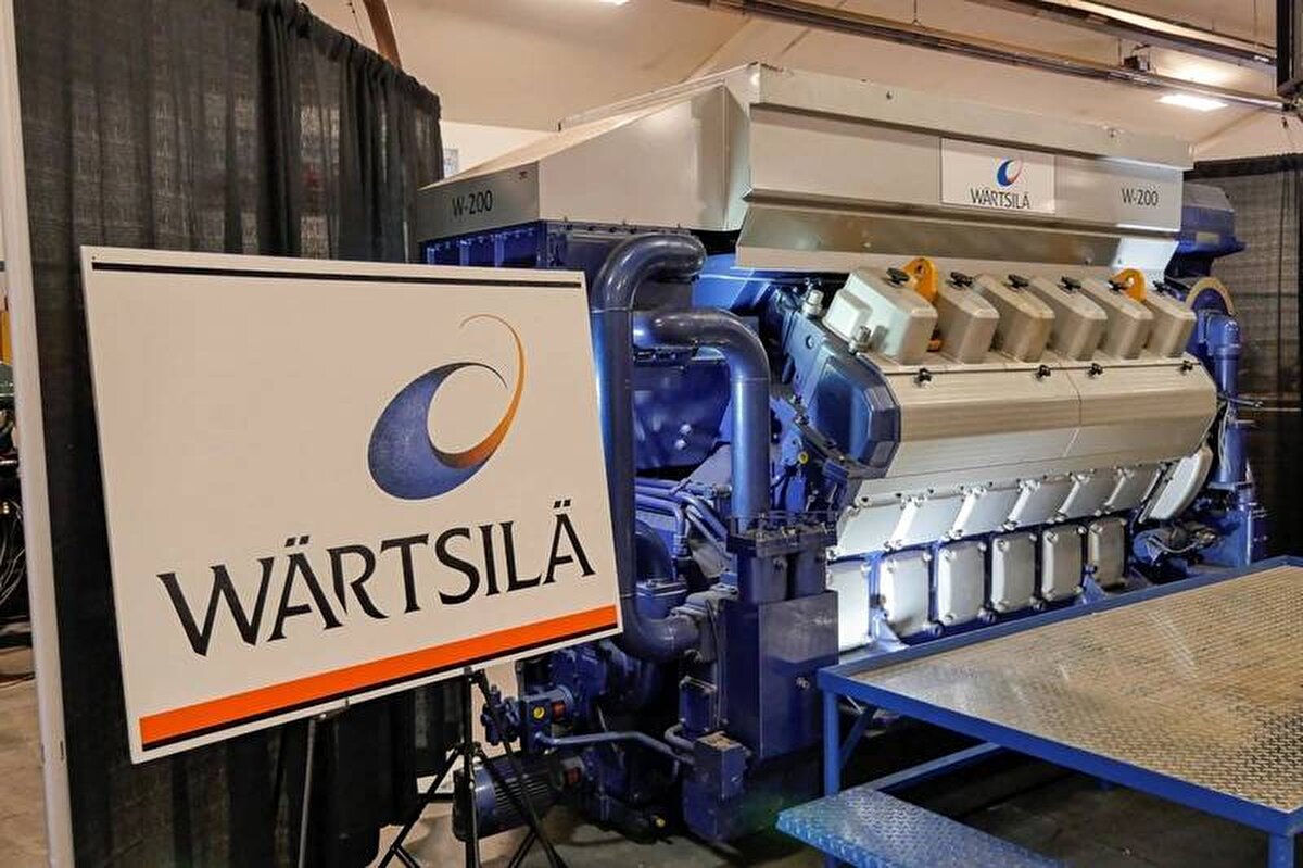 Finlandiyalı enerji teknolojisi devi Wartsila tarafından sağlanan enerji depolama sistemi (ESS), sekiz adet elektrikle çalışan su jetine güç veriyor.
