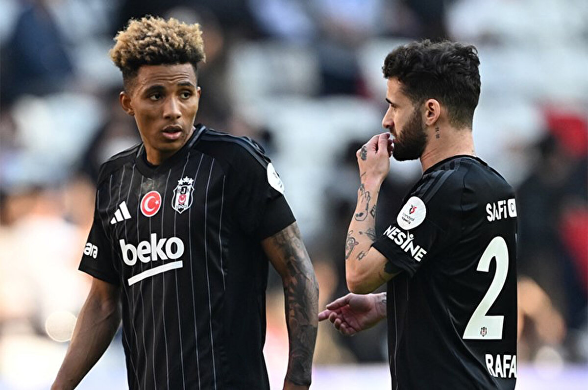 Süper Lig’in 34.haftasında Fenerbahçe, sahasında Beşiktaş’ı konuk etti.<br>