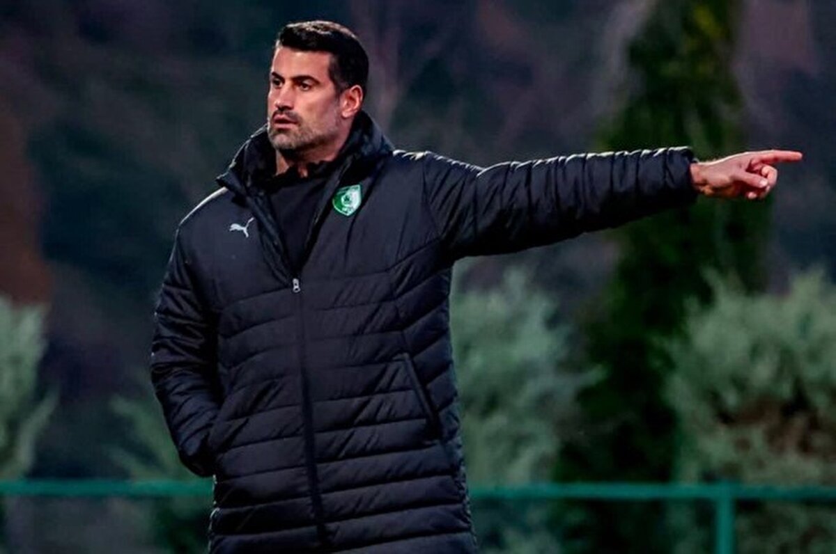 Fenerbahçe'nin eski kalecisi ve teknik direktör Volkan Demirel, kulüp gündemini Asist Analiz'e değerlendirdi. İşte Volkan Demirel'in dikkat çeken yorumları;