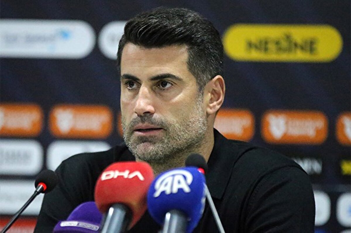 "Mourinho, Fenerbahçe'nin bugün birinci sorunudur. Dün mesela çok yoruldum diyor, ne gördün de yoruldun?"