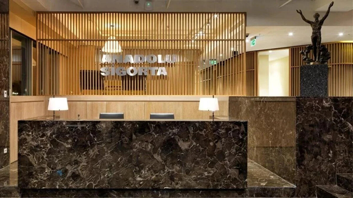 Anadolu Anonim Türk Sigorta Şirketi A.Ş. (ANSGR)<br>Aracı KurumHedef fiyatTavsiye<br>Deniz Yatırım213,50 TLAl<br>İntegral Yatırım148,00 TL–<br>Ak Yatırım157,00 TLEndeks üstü getiri<br>OYAK Yatırım146,50 TLEndeks üstü getiri