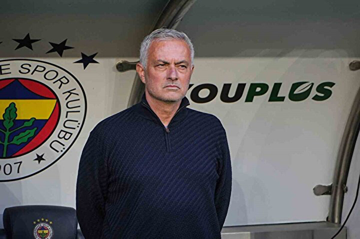 "Bu maç seneye Mourinho ile devam edilirse, şampiyonluğun bu seneden gideceğinin en açık işareti oldu."<br>