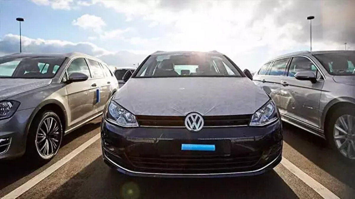 VOLKSWAGEN<br><br> <br><br>Polo- 1.631.000 - 2.198.000 TL<br><br> <br><br>T-Cross- 1.851.000 - 2.276.000 TL<br><br> <br><br>Taigo- 1.761.000 - 2.571.000 TL<br><br> <br><br>Golf- 1.837.000 - 2.792.000 TL<br><br> <br><br>T-Roc- 2.151.000 - 2.688.000 TL<br><br> <br><br>Tiguan2.625.000 - 4.972.000 TL