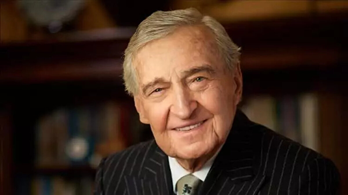 15- İbrahim Erdemoğlu<br><br>Erdemoğlu Holding<br><br>2.100<br><br> <br><br>14- Rahmi Koç<br><br>Koç Holding<br><br>2.300<br><br> <br><br>13-Hamdi Ulukaya<br><br>Chobani Yoghurt<br><br>2.400