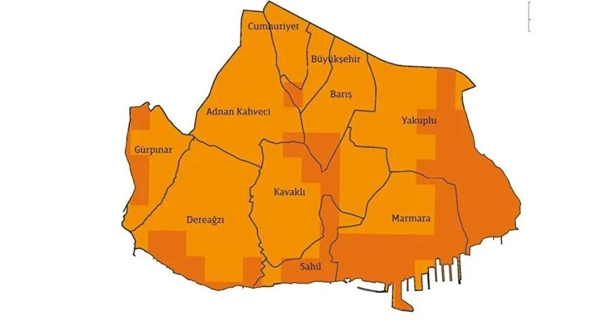 BEYLİKDÜZÜ<br><br>Binaların %33’ü hasar görmeyecek, %34’ü hafif, %24’ü orta, %7’si ağır %2’si çok ağır hasar görecek. Binaların %34’ünün, yaklaşık 4 bin 300’ünün orta ve üstü seviyede hasar göreceği tahmin edilirken, 8 bin 500 binanın hasarsız veya hafif hasarlı olması bekleniyor. Acil barınma ihtiyacı yaşayacak kişi sayısı ise yaklaşık 80 bin.<br><br>