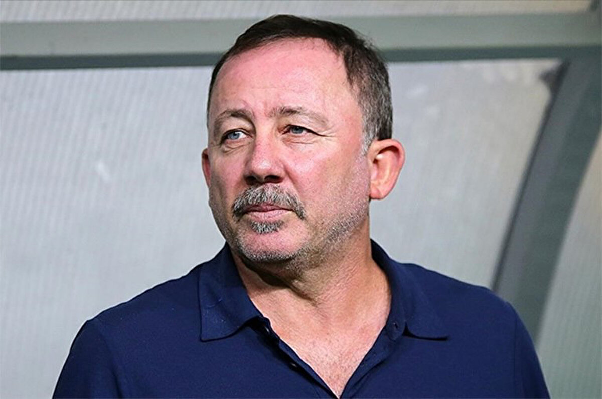 Sezon bittikten sonra verdiğim raporda ikisini de almayın dedim. Sezon bittikten sonra bu iki oyuncu da Beşiktaş'ı kullanmaya kalktılar. İkisine de ret verdim, 'Almayın' dedim.<br>