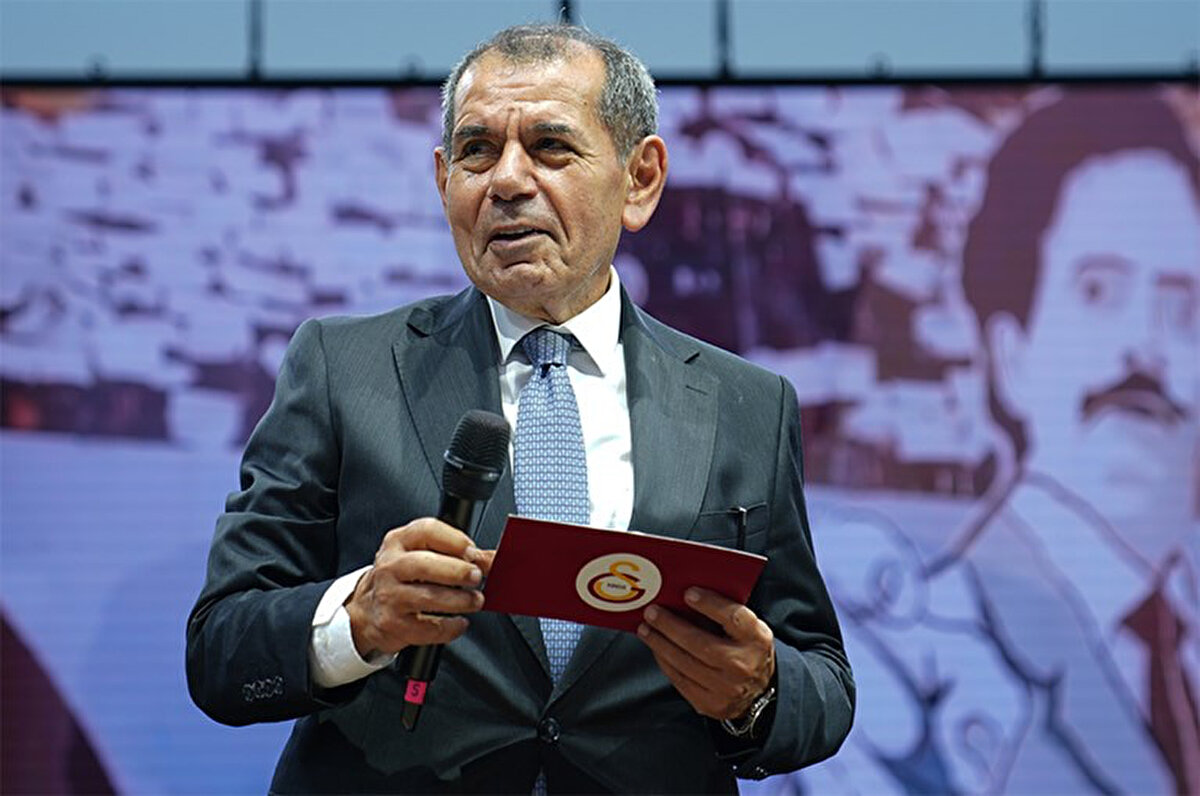 Milliyet'in haberine göre Galatasaray yönetimi, 5 yıldızlı forma, tişört, bayrak, atkı ve daha birçok ürün için GS Store'lara "hazırlıklara başlayın" talimatı verdi.<br>