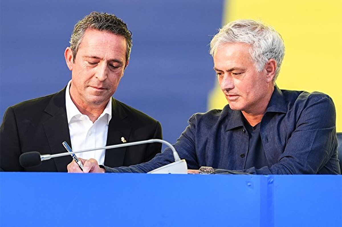 "Yapı konusunda biz derdimizi anlatamadık belki. Yüzde bin Büyükekşi kazanacaktı o seçimi. Benden dolayı kaybetti demiyorum yanlış anlamayın. O riski alarak çıktım konuşma yaptım ben. Kulüpler Birliği Başkanı olmama rağmen, kulüplerin ipiyle kuyuya inilmez. İmza kampanyası bize mal edildi, Riyad olayları bize mal oldu. 