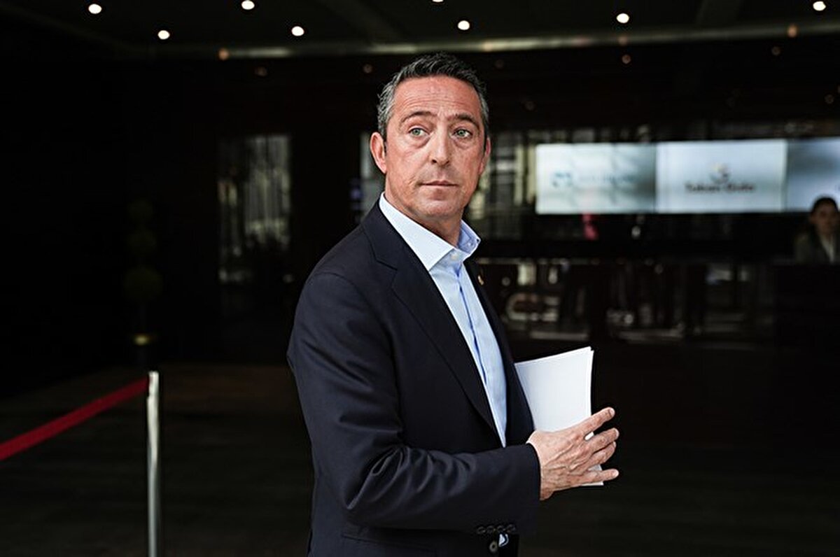 "Hayat kaliten yok, yemediğin hakaret yok, her gün bir kavga, mücadele... Ve onlar için mücadele verdiğin insanların bu kadar bizi psikolojik sıkıntıya tabi tutmaları... Kaderde var dersin. Bu noktaya gelip, bize göre yapabileceğimiz daha fazla bir şey yokken bu muameleye maruz kalmak onur kırıcı bir şey."