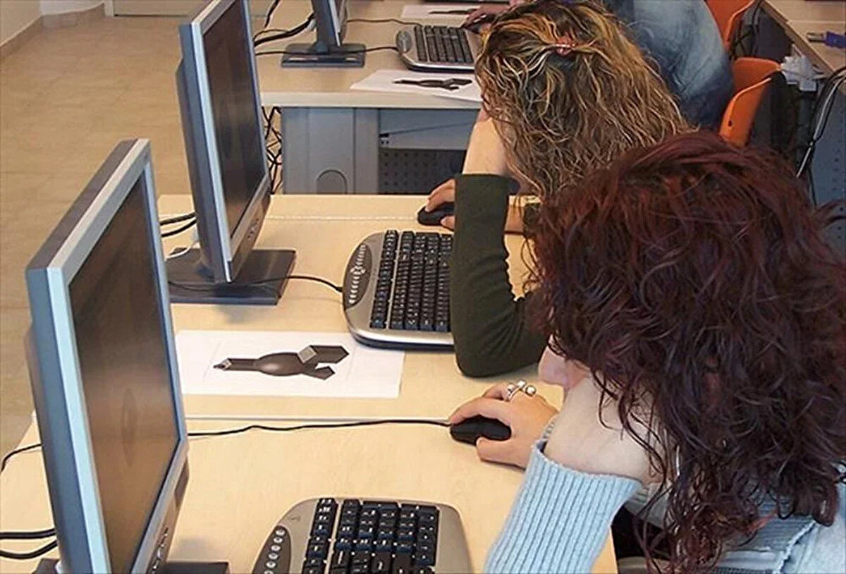 İŞTE MEMUR, SÖZLEŞMELİ PERSONEL ARANAN YERLER<br><br>VAKIFLAR GENEL MÜDÜRLÜĞÜ<br><br>78 SÖZLEŞMELİ PERSONEL ALACAK ( 7 Mayıs - 20 Mayıs)<br><br>ANKARA YILDIRIM BEYAZIT ÜNİVERSİTESİ<br><br>5 SüREKLİ İŞÇİ ALACAK ( 7 Mayıs - 11 Mayıs)<br><br>SÖĞÜTLÜ (GÜMÜŞHANE) BELEDİYE BAŞKANLIĞI<br><br>1 MEMUR ALACAK ( 23 Haziran - 25 Haziran)<br><br>BOĞAZİÇİ ÜNİVERSİTESİ<br><br>4 SÖZLEŞMELİ BİLİŞİM PERSONELİ ALACAK ( 6 Mayıs - 20 Mayıs)<br><br>SİVAS CUMHURİYET ÜNİVERSİTESİ<br><br>96 SÖZLEŞMELİ PERSONEL ALACAK ( 6 Mayıs - 20 Mayıs)<br><br>EGE ÜNİVERSİTESİ<br><br>70 ÖĞRETİM ÜYESİ ALACAK ( 6 Mayıs - 25 Mayıs)<br><br>MADEN TETKİK VE ARAMA GENEL MÜDÜRLÜĞÜ<br><br>4 MÜFETTİŞ YARDIMCISI ALACAK ( 5 Mayıs - 16 Mayıs)<br><br>MİLLİ EĞİTİM BAKANLIĞI<br><br>5 SÖZLEŞMELİ BİLİŞİM PERSONELİ ALACAK ( 26 Mayıs - 30 Mayıs)<br><br>OTLUKBELİ BELEDİYE BAŞKANLIĞI<br><br>1 ADET HARİTA MÜHENDİSİ ALACAK ( 16 Haziran - 18 Haziran)<br><br>SAĞLIK BAKANLIĞI<br><br>22 SÖZLEŞMELİ BİLİŞİM PERSONELİ ALACAK ( 7 Mayıs - 26 Mayıs)<br><br>TÜRKİYE İSTATİSTİK KURUMU BAŞKANLIĞI<br><br>12 TÜRKİYE İSTATİSTİK KURUMU UZMAN YARDIMCISI ALACAK ( 5 Mayıs - 15 Mayıs)<br><br>İNEBOLU BELEDİYE BAŞKANLIĞI<br><br>5 GEÇİCİ İŞÇİ ALACAK ( 5 Mayıs - 9 Mayıs)<br><br>İNEBOLU BELEDİYE BAŞKANLIĞI<br><br>1 SüREKLİ İŞÇİ ALACAK ( 5 Mayıs - 9 Mayıs)<br><br>GÖKSUN BELEDİYE BAŞKANLIĞI<br><br>4 SÖZLEŞMELİ PERSONEL ALACAK ( 16 Haziran - 18 Haziran)<br><br>FINDIKLI (RİZE) BELEDİYE BAŞKANLIĞI<br><br>1 SÖZLEŞMELİ PERSONEL ALACAK ( 25 Haziran - 27 Haziran)<br><br>SAVUNMA SANAYİİ BAŞKANLIĞI<br><br>5 PROJE BAZLI SÖZLEŞMELİ PERSONEL ALACAK ( 2 Mayıs - 23 Mayıs)<br><br>SAĞLIK BAKANLIĞI<br><br>3658 SüREKLİ İŞÇİ ALACAK ( 5 Mayıs - 9 Mayıs)