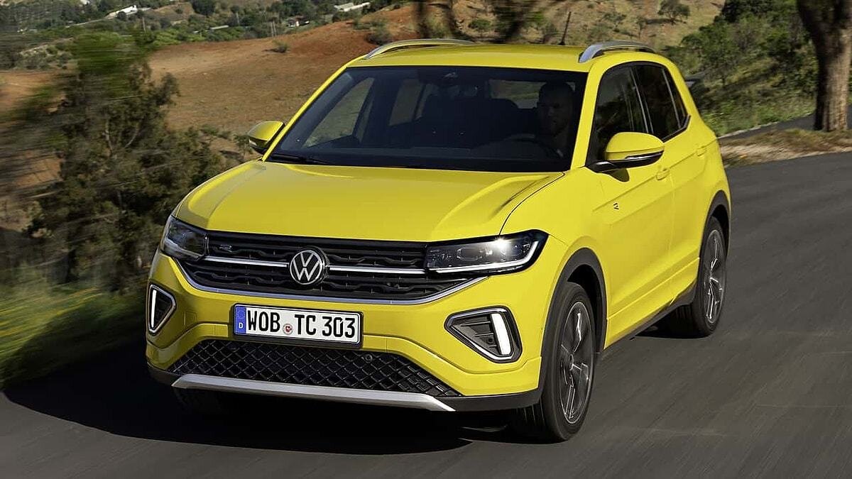 Volkswagen T-Cross Fiyat Listesi Mayıs 2025<br><br>T-Cross 1.0 TSI 116 PS Manuel Life - 1.851.000 TL <br><br>T-Cross 1.0 TSI 116 PS DSG Life - 2.069.000 TL <br><br>T-Cross 1.0 TSI 116 PS DSG Style - 2.192.000 TL <br><br>T-Cross 1.0 TSI 116 PS DSG R-Line - 2.276.000 TL