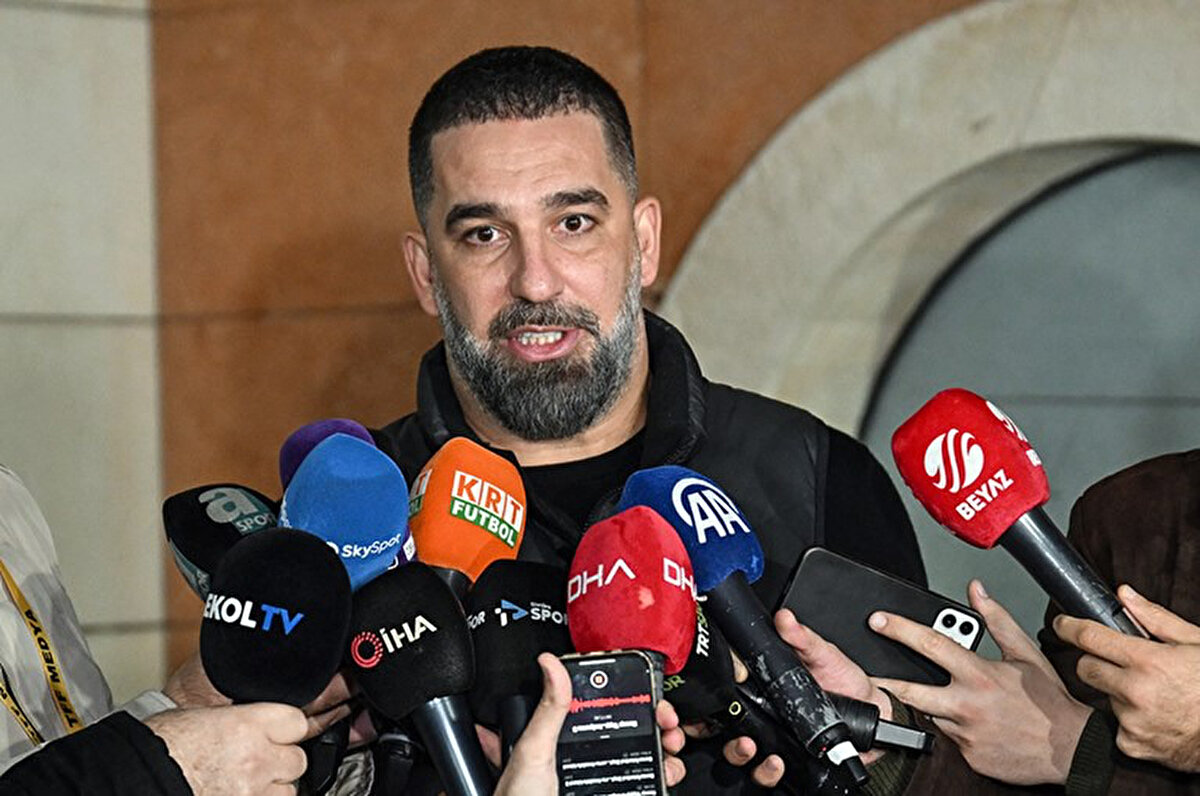 Teknik direktörlük kariyerine Eyüpspor'da başlayan Arda Turan, 2023 yılından bu yana İstanbul ekibinde görev yapıyor.<br>