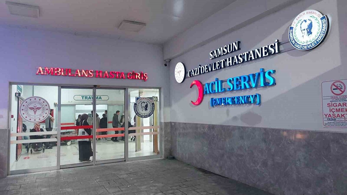 Samsun'un Tekkeköy ilçesinde çeşitli fabrikalarda çalışan 188 işçi öğlen yemeğinde yedikleri tavuktan sonra rahatsızlandı.