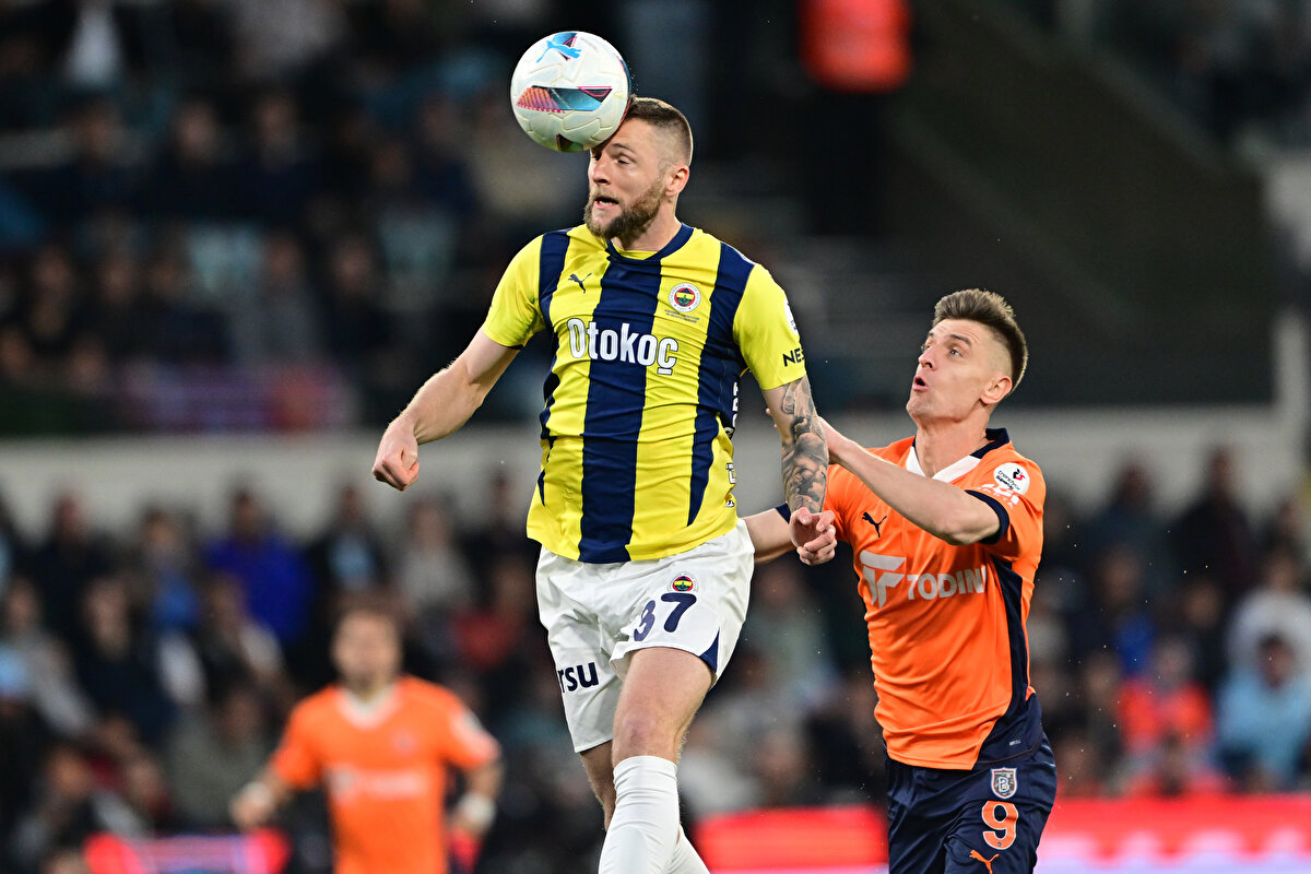 Fenerbahçe'nin gollerini 44. dakikada Mert Müldür<br>60. dakikada Skriniar<br>86. dakikada En-Nesyri<br>90+4. dakikada Oğuz Aydın kaydetti.