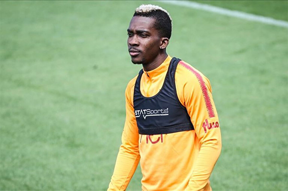 Süper Lig'de kalıcı olmak için kadrosunu güçlendirme çalışmalarına başlayan Kocaelispor'da gündeme sürpriz bir isim geldi.<br>