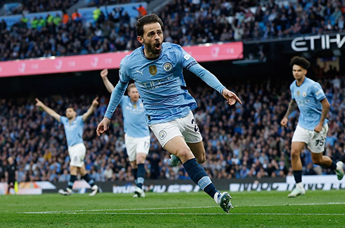 Sabah'ta yer alan habere göre, Galatasaray, Manchester City ile Bernardo Silva'nın bonservisi için pazarlıklarını sürdürüyor.<br>