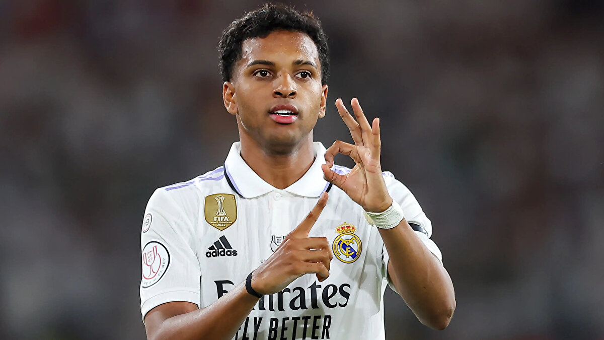 Takım arkadaşı Rodrygo ise 50 maçta 13 gol 10 asistlik performans ile oynadı.