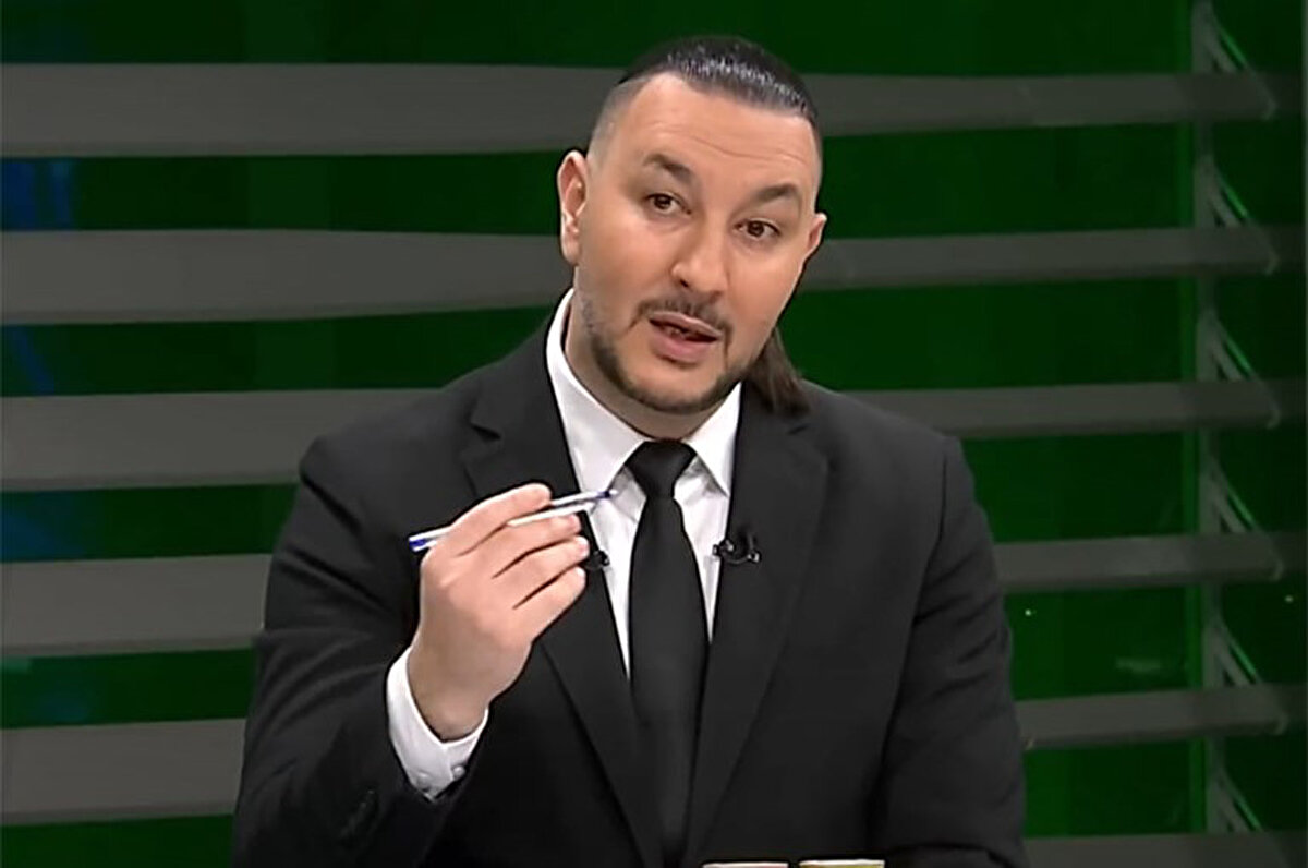 Hem İlkay hem de Hakan, Avrupa'dan Galatasaray'a gelme ihtimali olan oyunculara Galatasaray'la ilgili referans oluyorlar ve Galatasaraylı olduklarını hiç gizlemiyorlar."<br>