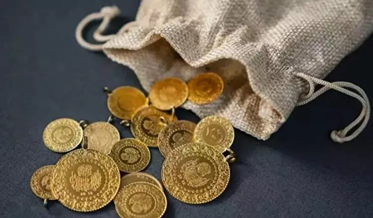 <br>Bu yükselişler, küresel ekonomik belirsizlikler, merkez bankalarının faiz politikaları ve jeopolitik gelişmeler gibi faktörlerin etkisiyle gerçekleşti. Altın, yatırımcılar için güvenli liman olma özelliğini sürdürerek portföylerde önemli bir yer tutmaya devam ediyor.<br><br>