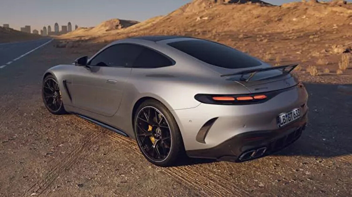7. Mercedes-Benz AMG GT