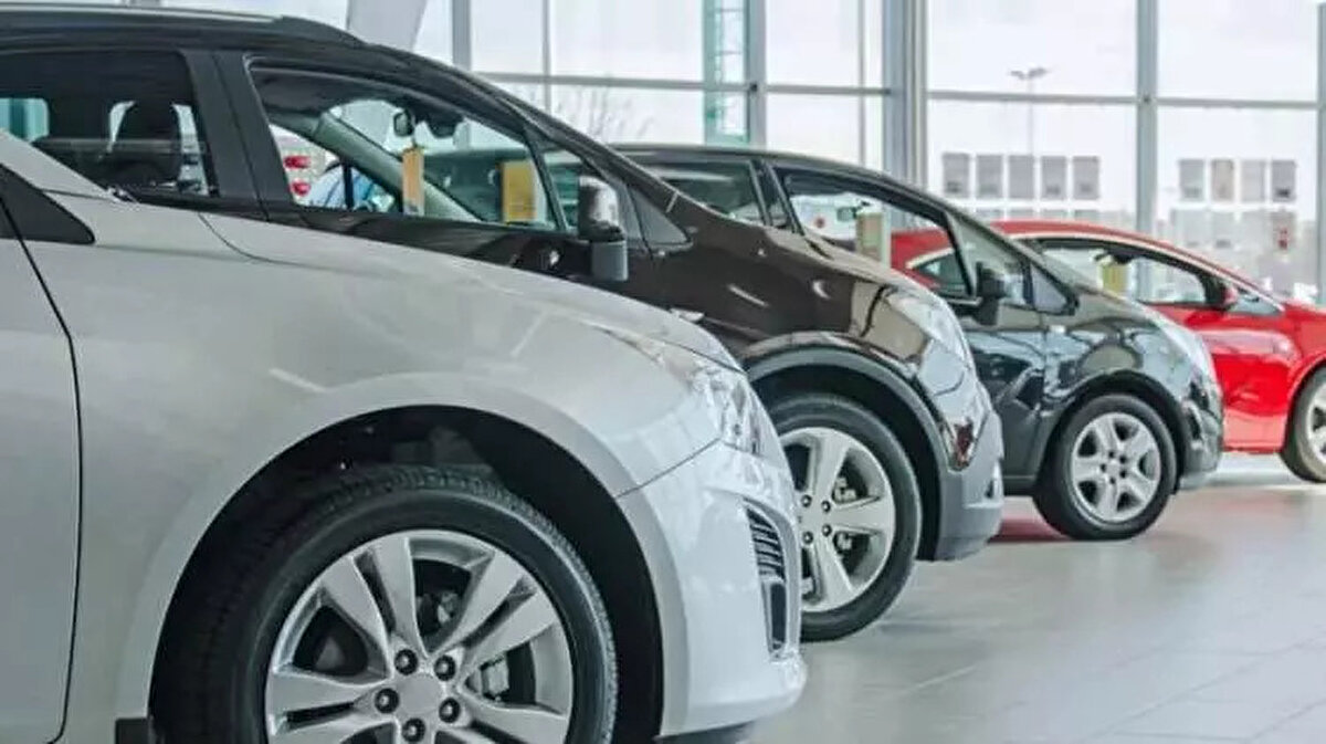 1.5 MİLYON SIFIR FAİZLİ KREDİ<br><br>Bazı markalar 1.5 milyon liraya kadar sıfır faizli kredi imkanı sağlıyor.<br><br> <br><br>İŞTE OTOMOBİLLERDEKİ SIFIR YA DA DÜŞÜK FAİZLİ KREDİ KAMPANYALAR