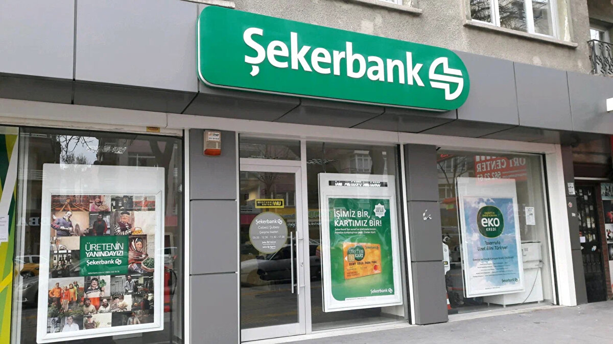 ŞEKERBANK EMEKLİ PROMOSYONU<br>Şekerbank’ta maaş aralıklarına göre promosyon kazanma fırsatı sunuyoruz.<br><br><br><br>Buna göre maaş aralığınız:<br><br><br><br>0-9.999 TL aralığında ise 10.000-TL;<br><br>10.000-14.999 aralığında ise 15.000-TL;<br><br>15.000-19.999 aralığında ise 18.000-TL;<br><br>20.000 ve üzeri ise 20.000 TL promosyon ödemesi alabilirsiniz.