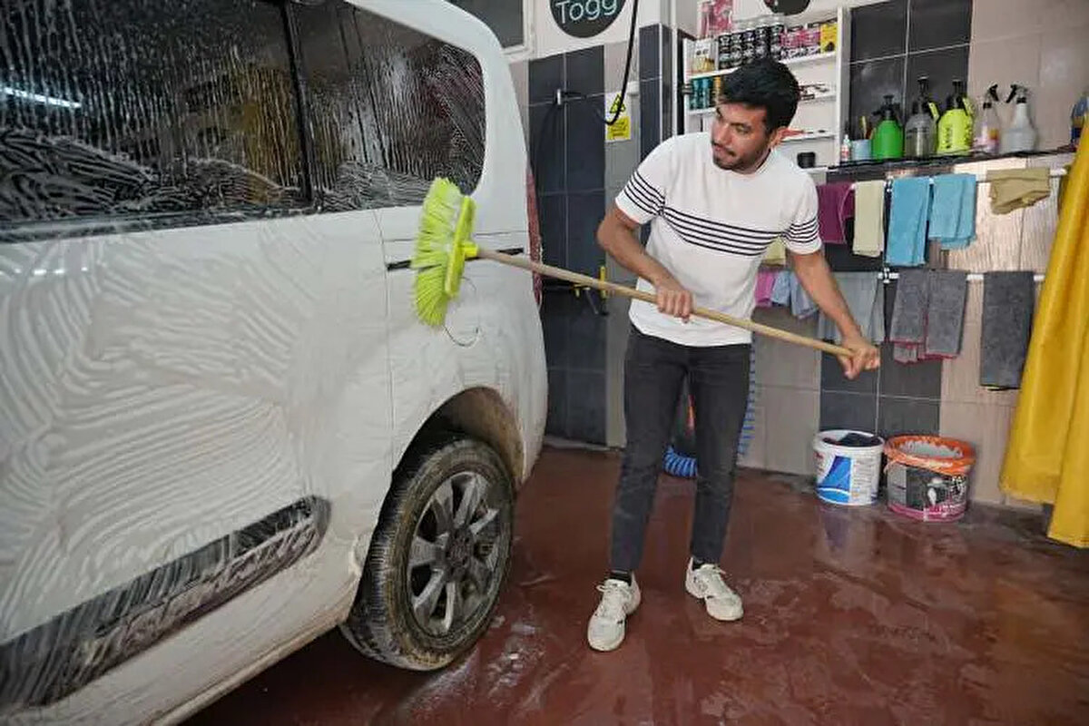 Yanık ise evine gelen mahkeme kağıdıyla hayatının şokunu yaşadı.