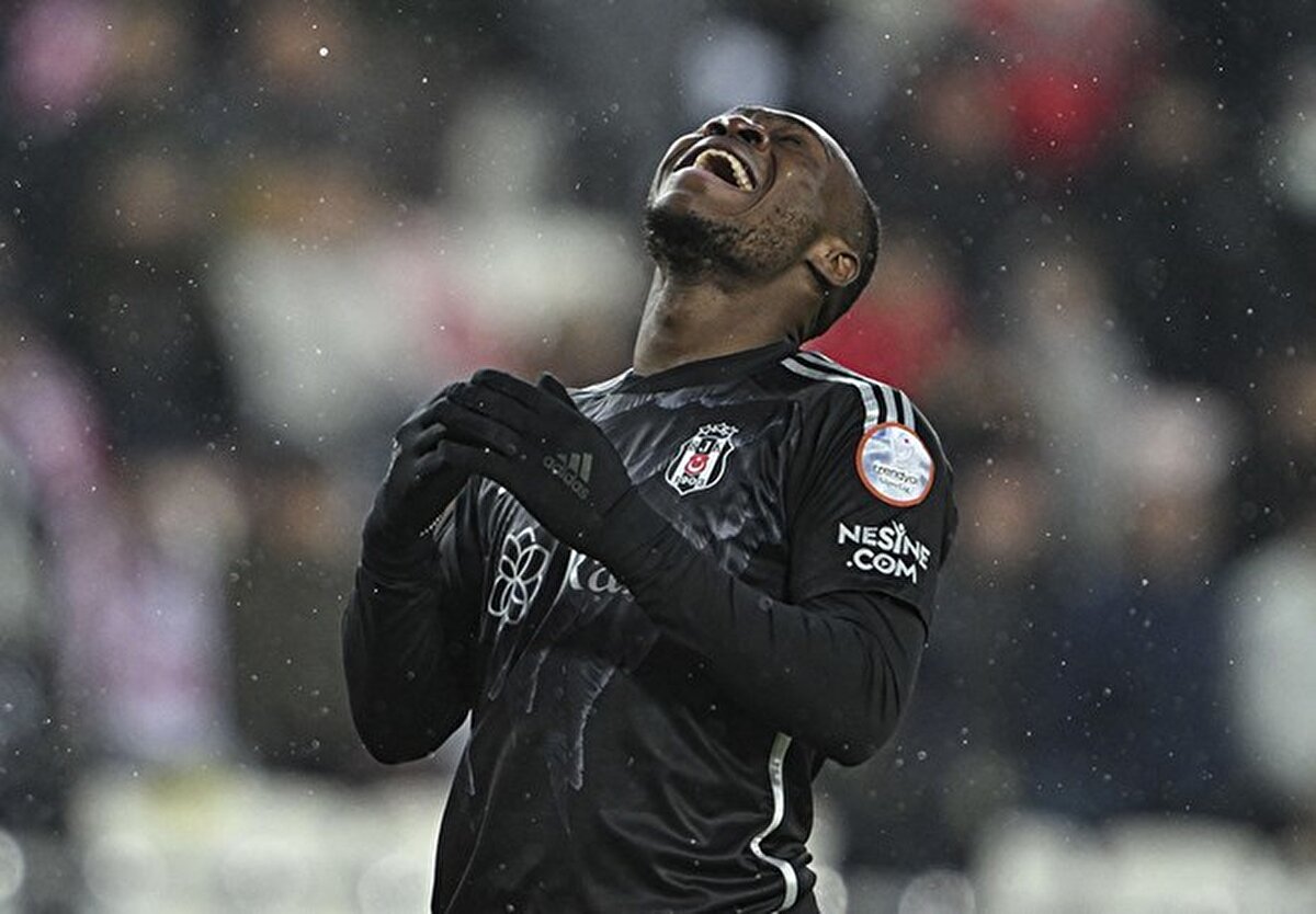 Bu sezon Jackson Muleka 27 maçta Al-Kholood forması giyerken 6 gol ve 4 asist kaydetti. 