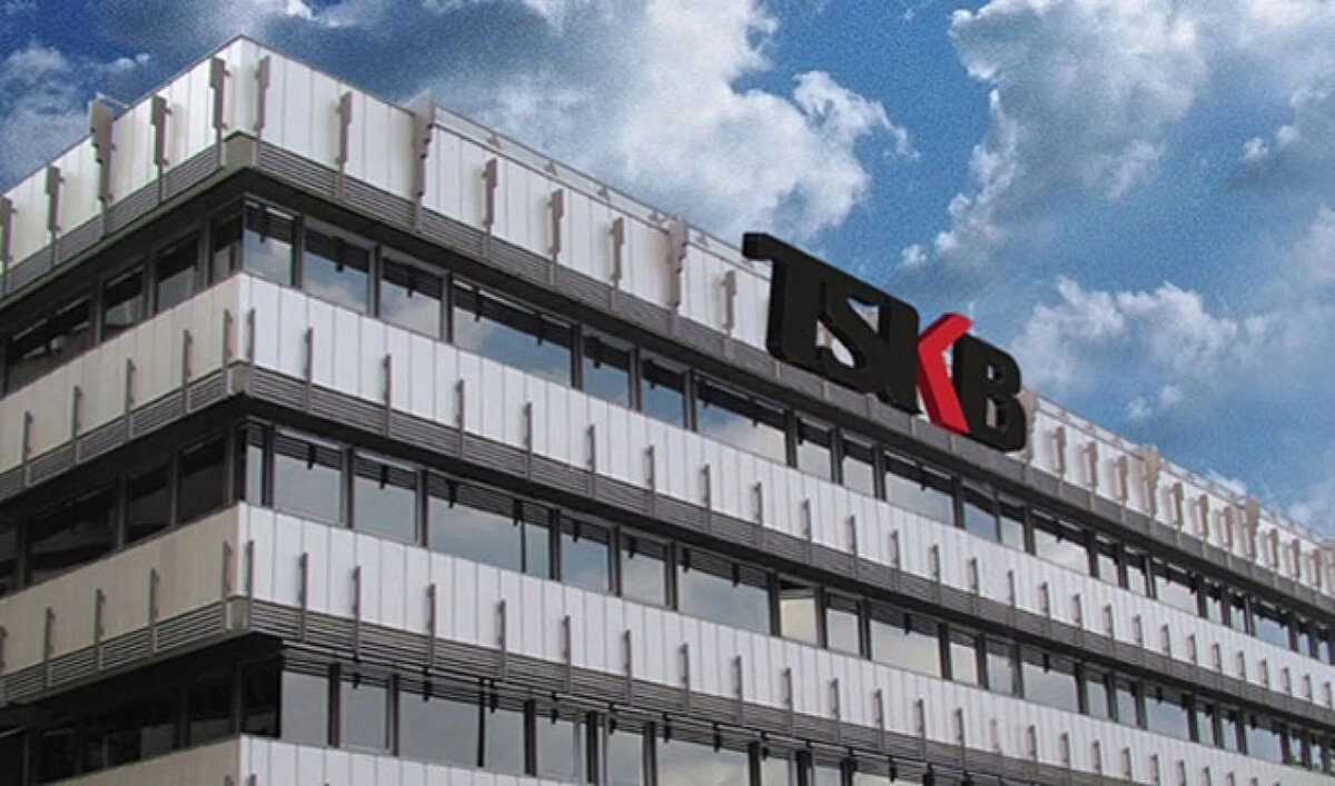 TSKB Hisse Hedef Fiyat Güncellemeleri<br>Aracı KurumHedef FiyatTavsiyeDeğişim<br>ICBC Yatırım21 TLAlDeğiştirmedi<br>TERA Yatırım18,01 TLEndeks üstü getiriDüşürdü<br>Vakıf Yatırım20,3 TLAlDeğiştirmedi<br>Yapı Kredi Yatırım19 TLAlDüşürdü<br>Marbaş Menkul20,14 TLAlDeğiştirmedi<br>