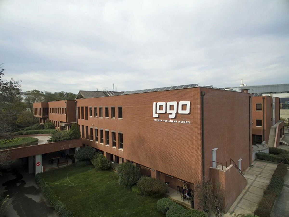 Logo Yazılım Hisse Hedef Fiyat Güncellemeleri<br>Aracı KurumHedef FiyatTavsiyeDeğişim<br>Ak Yatırım171 TLEndeks üstü getiriDüşürdü<br>Deniz Yatırım203,5 TLAlYükseltti<br>Halk Yatırım179,2 TLAlYükseltti<br>