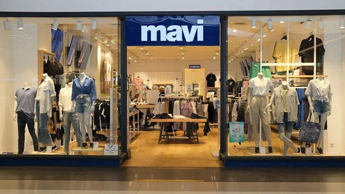 Mavi Giyim (MAVI) Hisse Hedef Fiyat Güncellemesi<br>Aracı KurumHedef FiyatTavsiyeDeğişim<br>Yatırım Finansman51 TLEndeks üstü getiriDüşürdü<br>