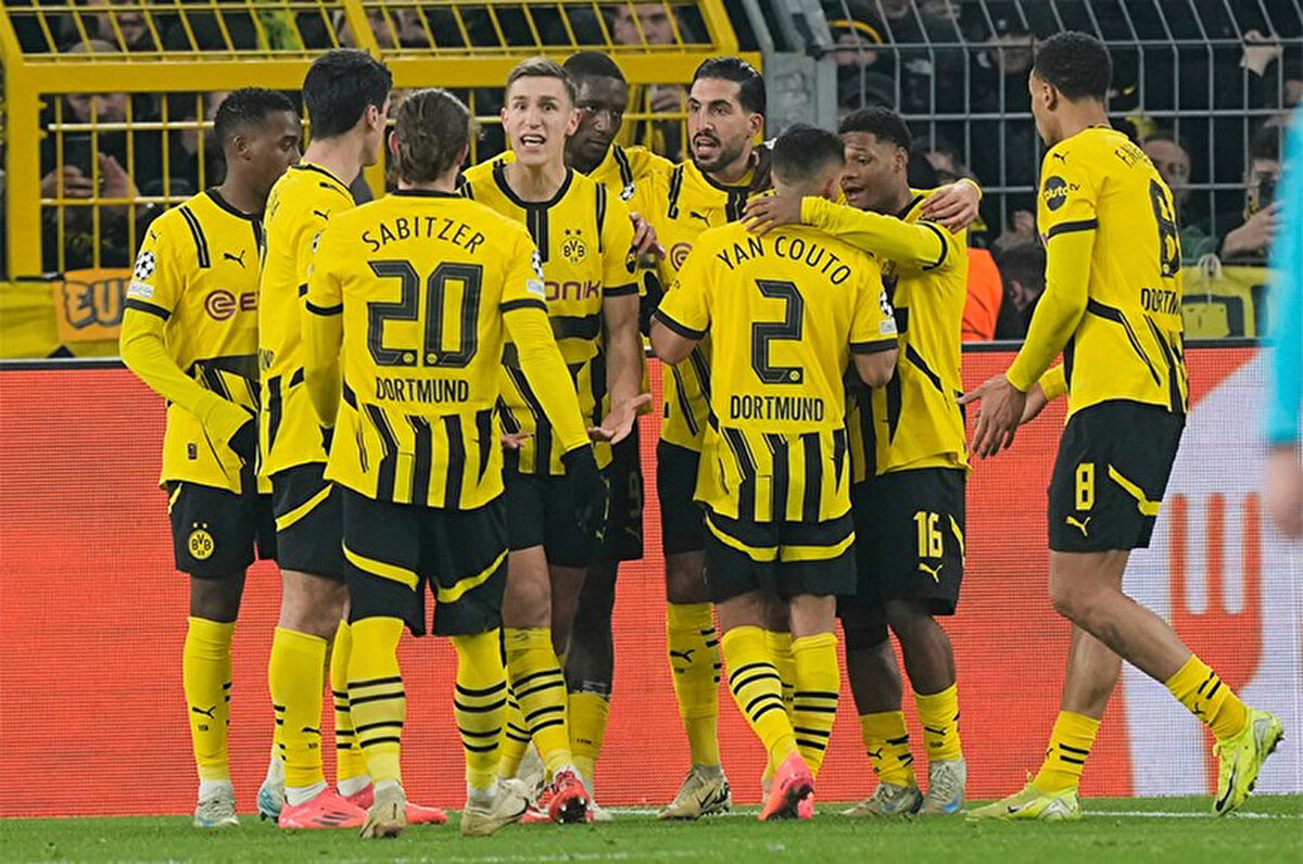 8- Borussia Dortmund (3 sıra yükseldi)<br>
