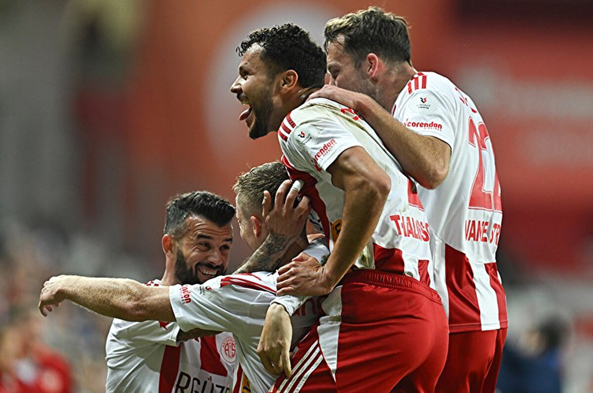 449- Antalyaspor (43 sıra yükseldi)<br>