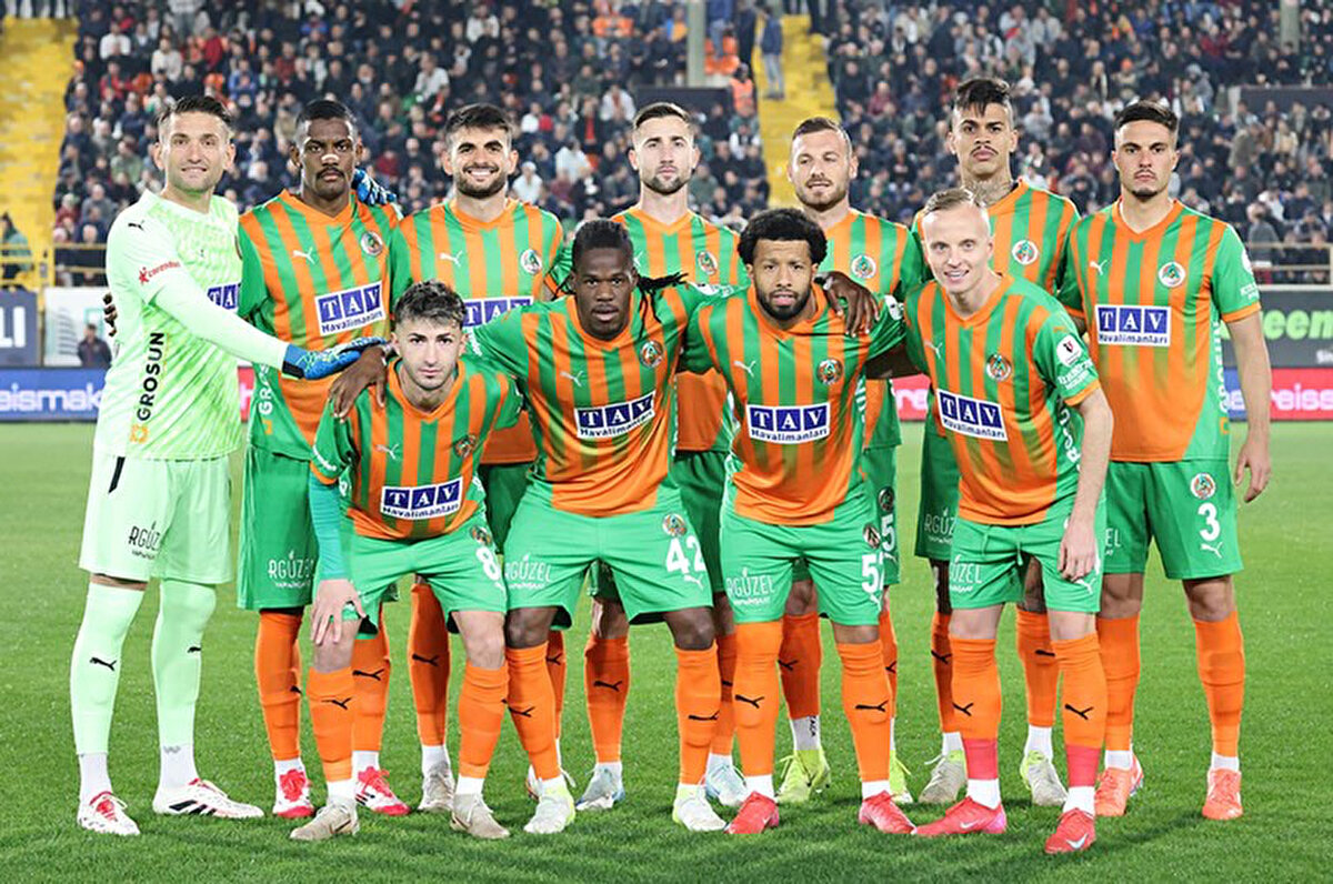 417- Alanyaspor (79 sıra geriledi)<br>
