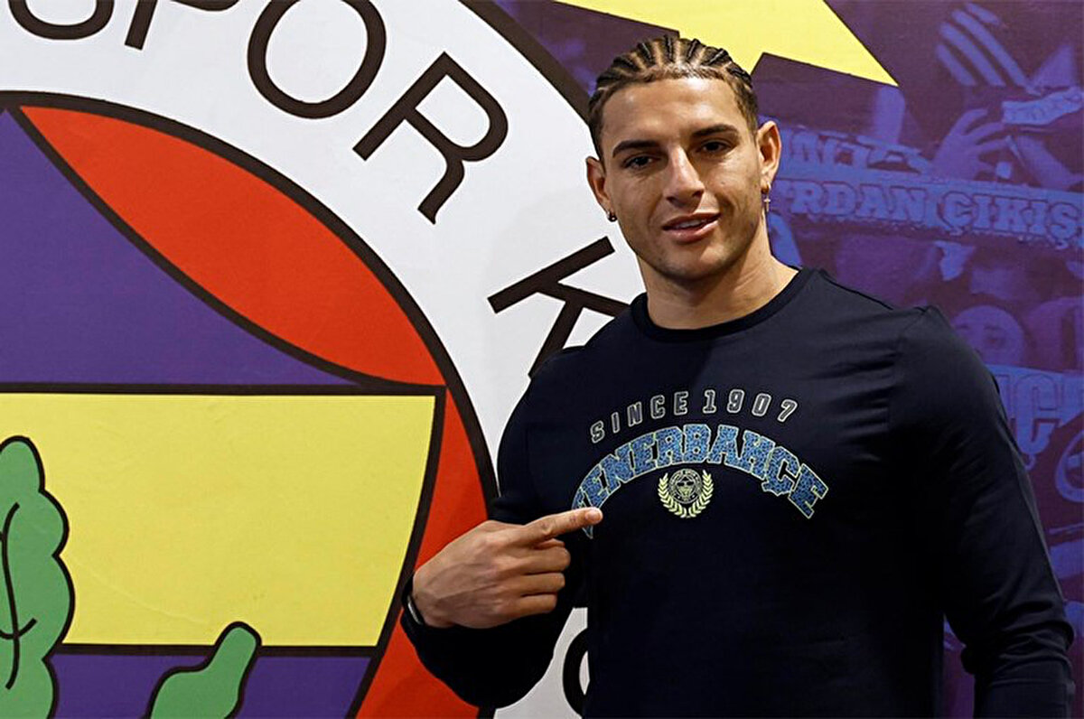 Fenerbahçe ile 5 maça çıkabilen Diego Carlos sadece 188 dakika sahada kaldı.<br>