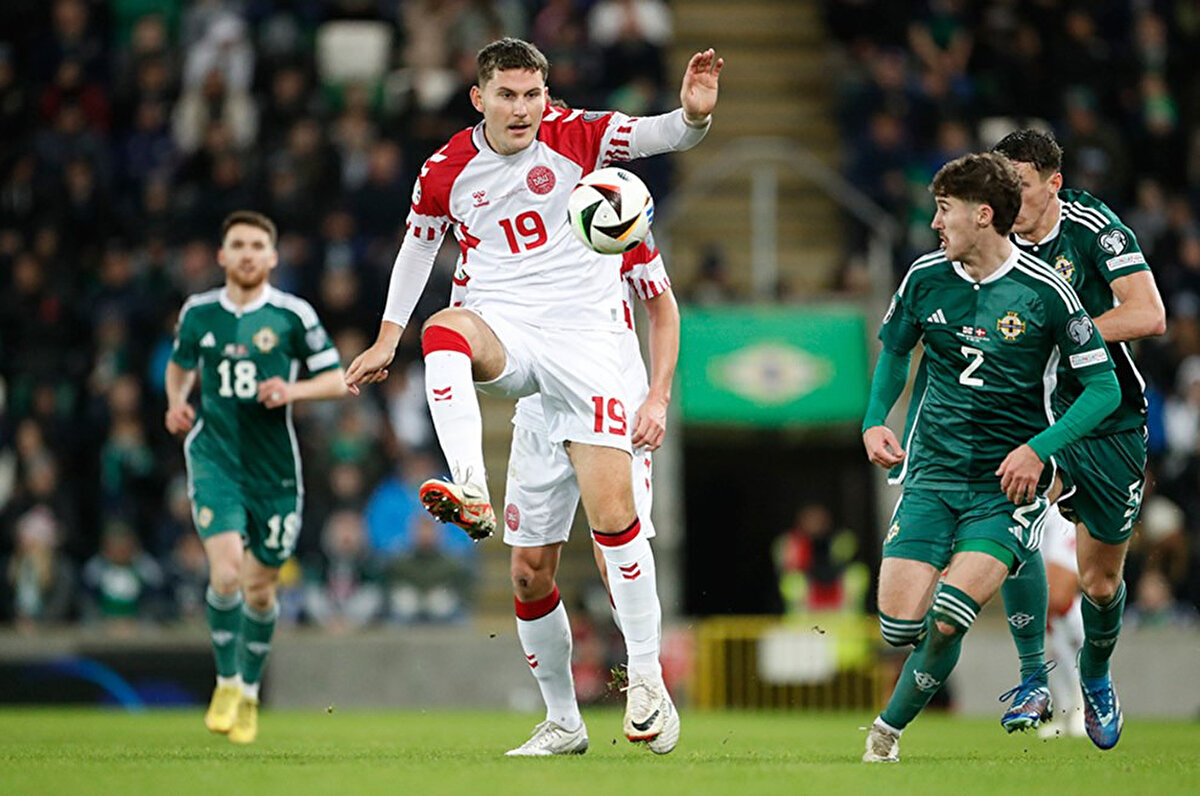 Haberde forvet transferi için gündeme gelen isimlerden Paul Onuachu ve Marvin Ducksch'un öncelikli isimler olmadığına dikkat çekilirken listenin ilk sırasındaki adayın Bundesliga ekibi Wolfsburg'da forma giyen Jonas Wind olduğu ifade edildi.<br>