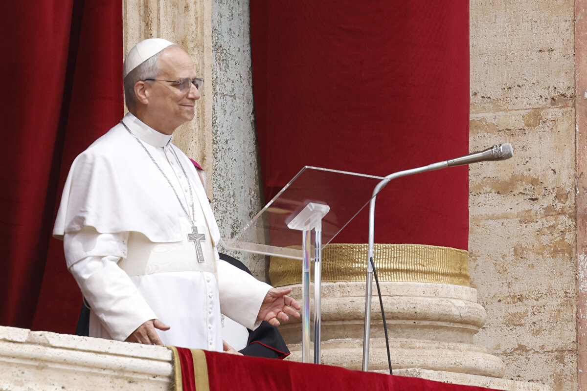 Katolik Kilisesi’nin yeni lideri olarak seçilen Papa 14. Leo’nun büyük dedesi Setrak Parsehyan’ın 1915’li yıllarda Kayseri’nin Develi ilçesinden Arjantin’e göç ettiği iddia edildi. 14. Leo’nun aile geçmişiyle Kayserili olduğu iddia edilirken, bu haber Develileri şaşırttı. Develi ilçesinde eski Ermeni evlerinin bulunduğu Reşadiye Mahallesi Muhtarı Yusuf Çelik, "Bizde Papa’nın Develili olduğunu sosyal medyadan öğrendik ve şaşırdık. Katolik Kilisesinin ruhani lideri 14. Leo’nun dedelerinin bu mahallede yaşadığı söyleniyor. Bizde "hayırlısı olsun" diyoruz" ifadelerini kullandı.