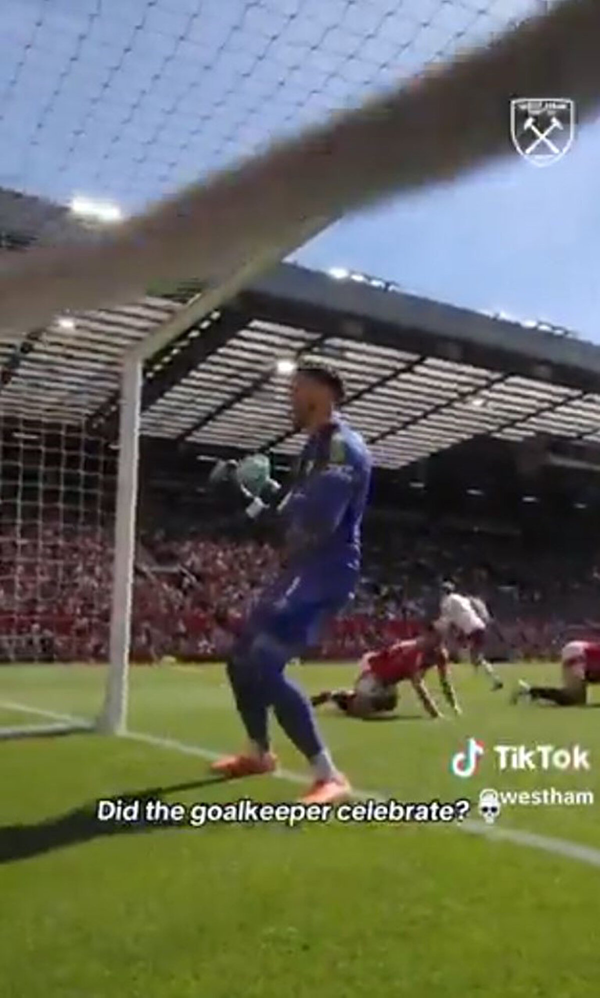 West Ham United'ın paylaşımı<br>