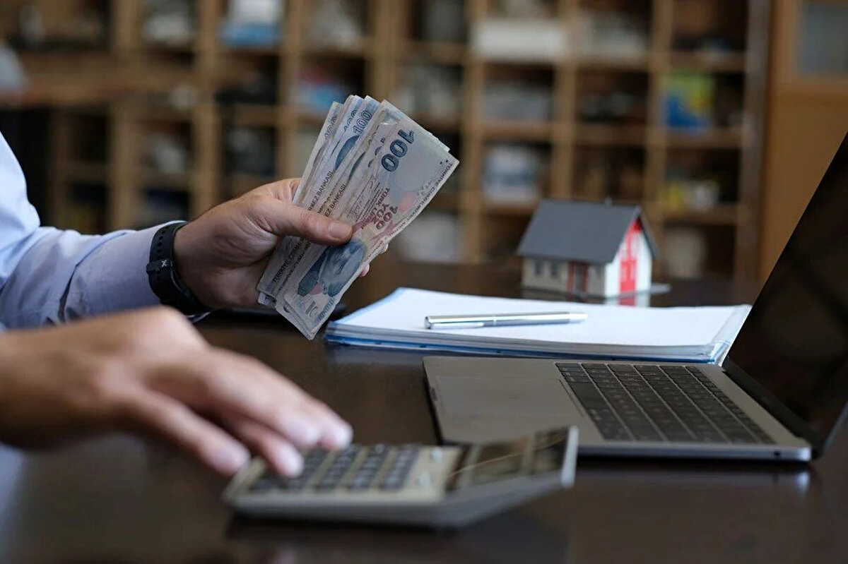 Yapılan son güncellemelerle birlikte, yedi banka yeni müşterilerine faizsiz kredi imkanı tanıyor: