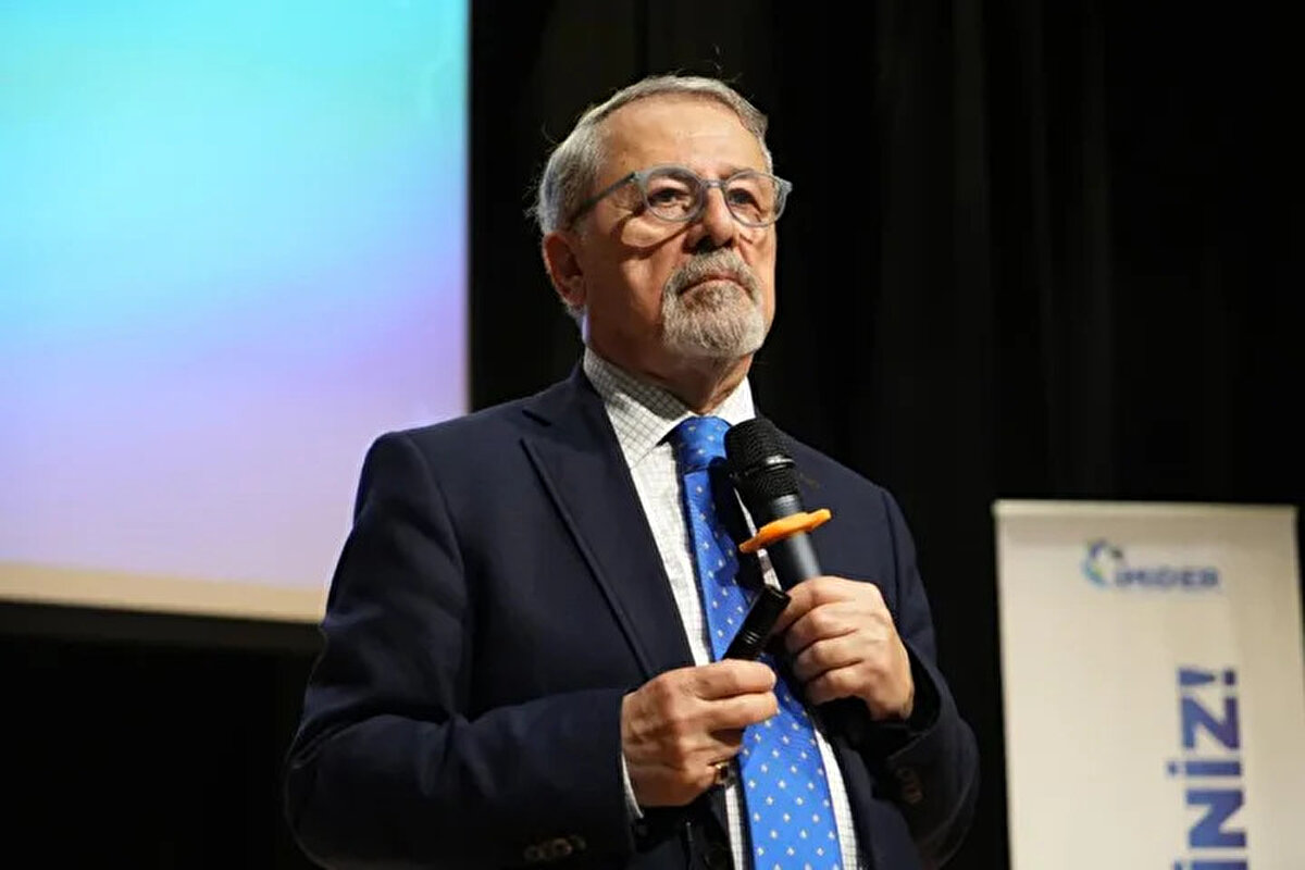 23 Nisan'da meydana gelen 6.2'lik depremin ardından sarsıntılar devam ederken, bu sabahki depremle ilgili Prof. Dr. Naci Görür, sosyal medya hesabından paylaşım yaptı.