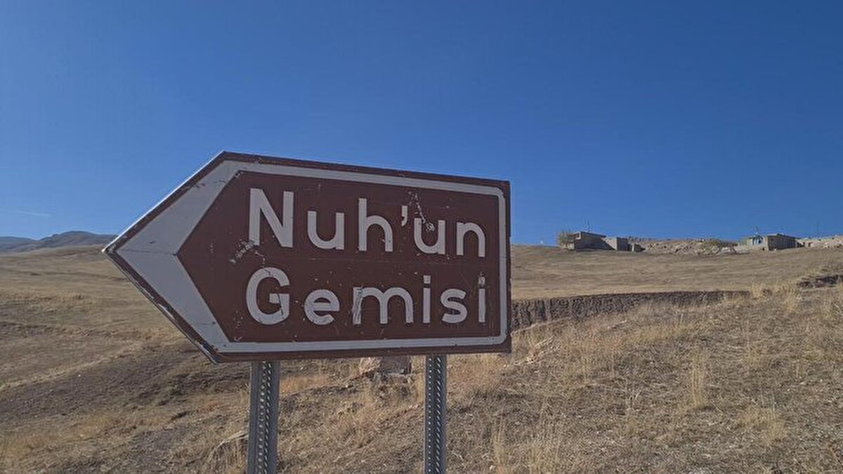 Ağrı Dağı’nda Nuh’un Gemisi’ne dair izler arayan araştırmacılar, yer altı taramaları sonucunda önemli verilere ulaştı.