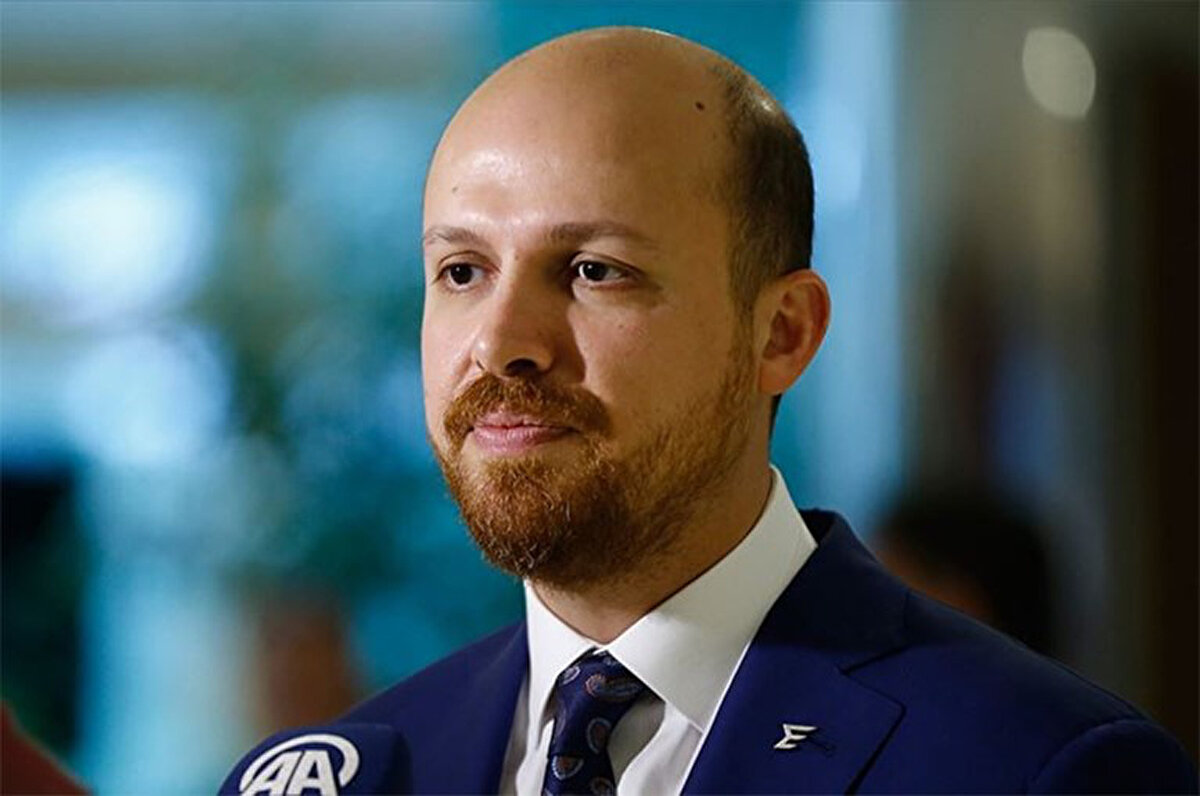 Dünya Etnospor Birliği Başkanı ve Okçular Vakfı Mütevelli Heyeti Üyesi Bilal Erdoğan, özellikle sosyal medyada gündeme gelen Fenerbahçe başkanlığıyla ilgili açıklamalar yaptı.<br>