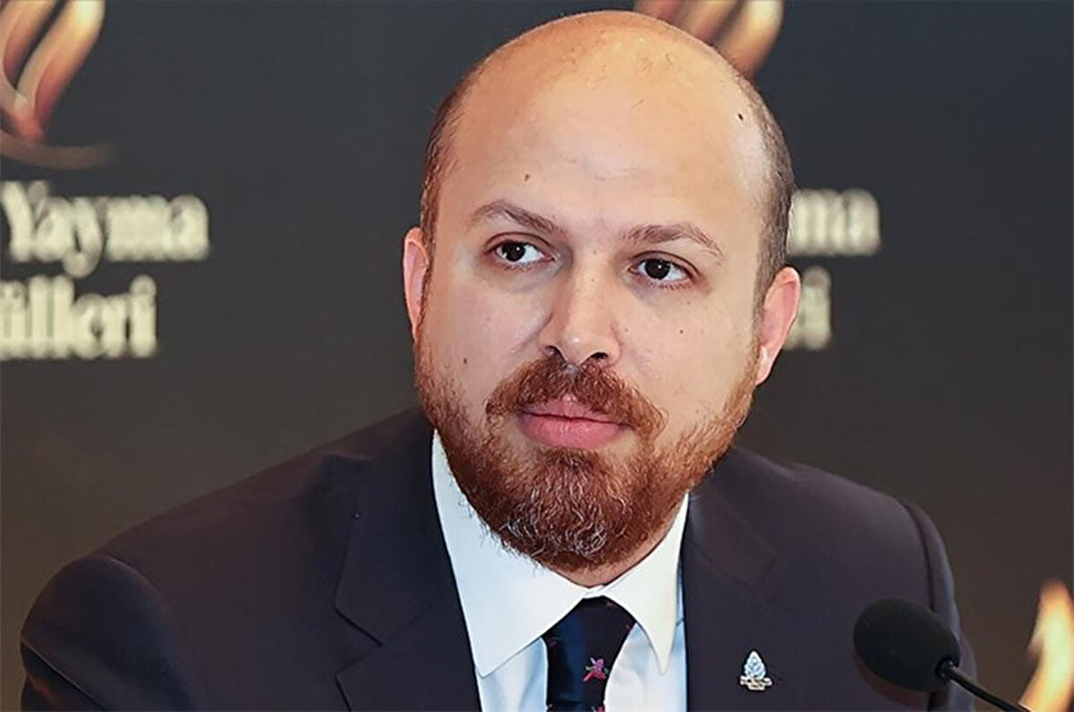 İlerleyen dönemlerde de hiç ihtimal vermiyorum doğrusu. Benim Fenerbahçe yöneticiliğiyle ilgili gündemim yok."<br>