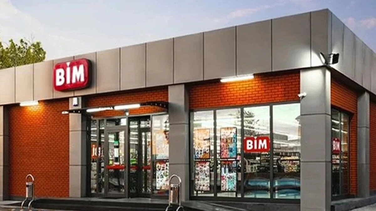 Bim Birleşik Mağazalar A.Ş. (BIMAS)<br><br>Karar tanımı Hisse başı temettü tutarı (brüt) Hisse başı temettü tutarı (net) Temettü tarihi<br>Sermaye azaltımı sebebiyle yapılan temettü güncellemesi 4,00 TL<br>4,00 TL<br>4,00 TL 3,40 TL<br>3,40 TL<br>3,40 TL 18 Haziran<br>17 Eylül<br>17 Aralık